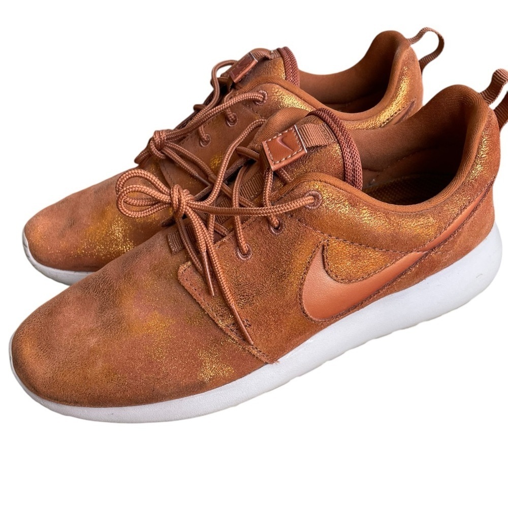 Nike Roshe One Premium Lace Up Athletic Shoes Metallic Tawny Bronze Orange- 7.5‎